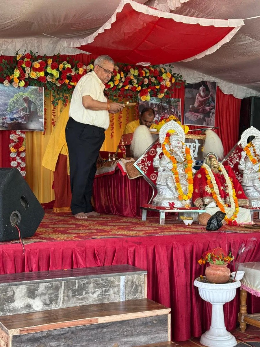 Sangha · 2021–2026 · 352