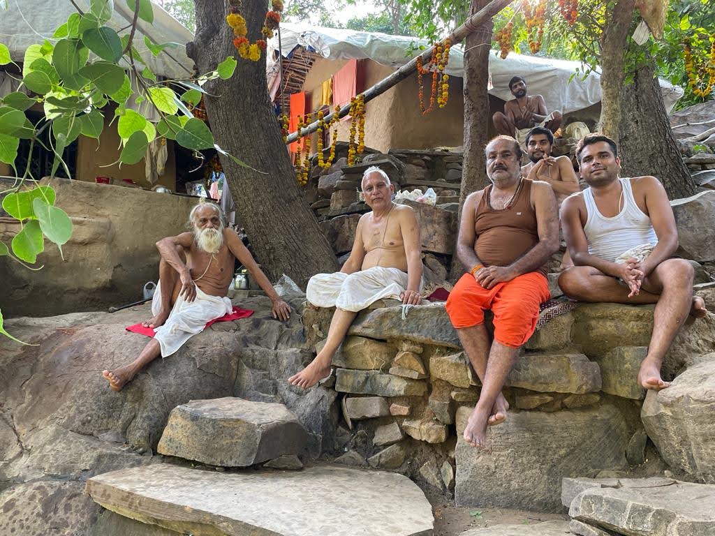 Sangha · 80
