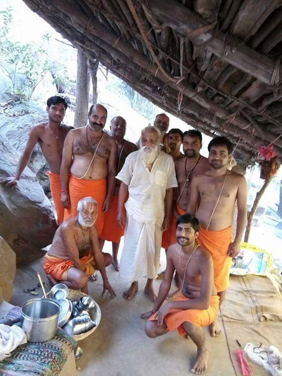 Sangha · 2021–2026 · 395