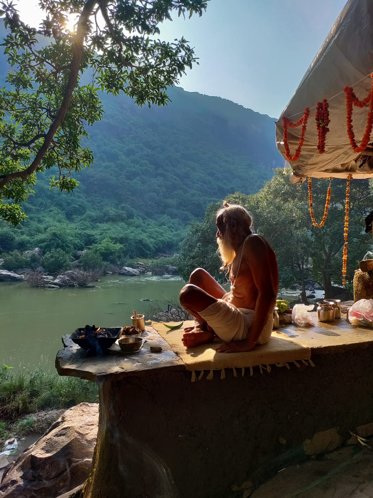 Sangha · 2021–2026 · 695