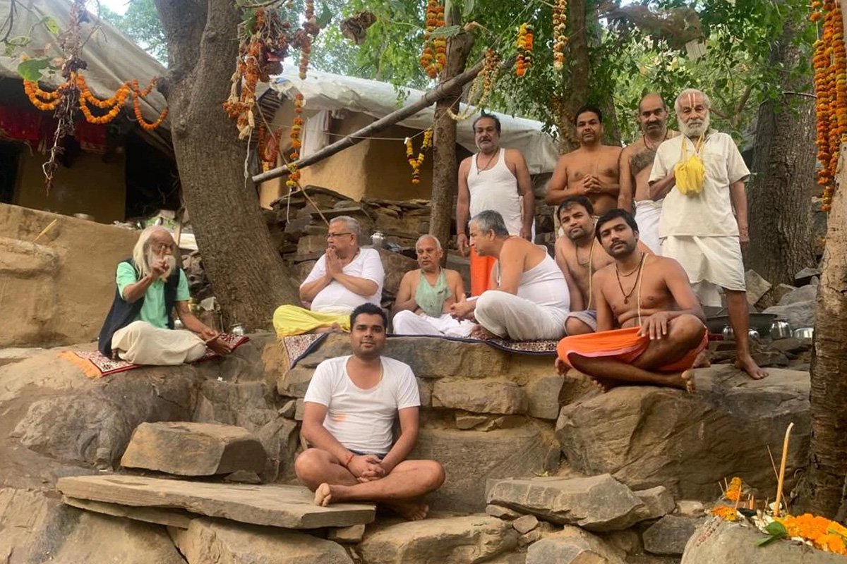 Sangha · 2021–2026 · 318