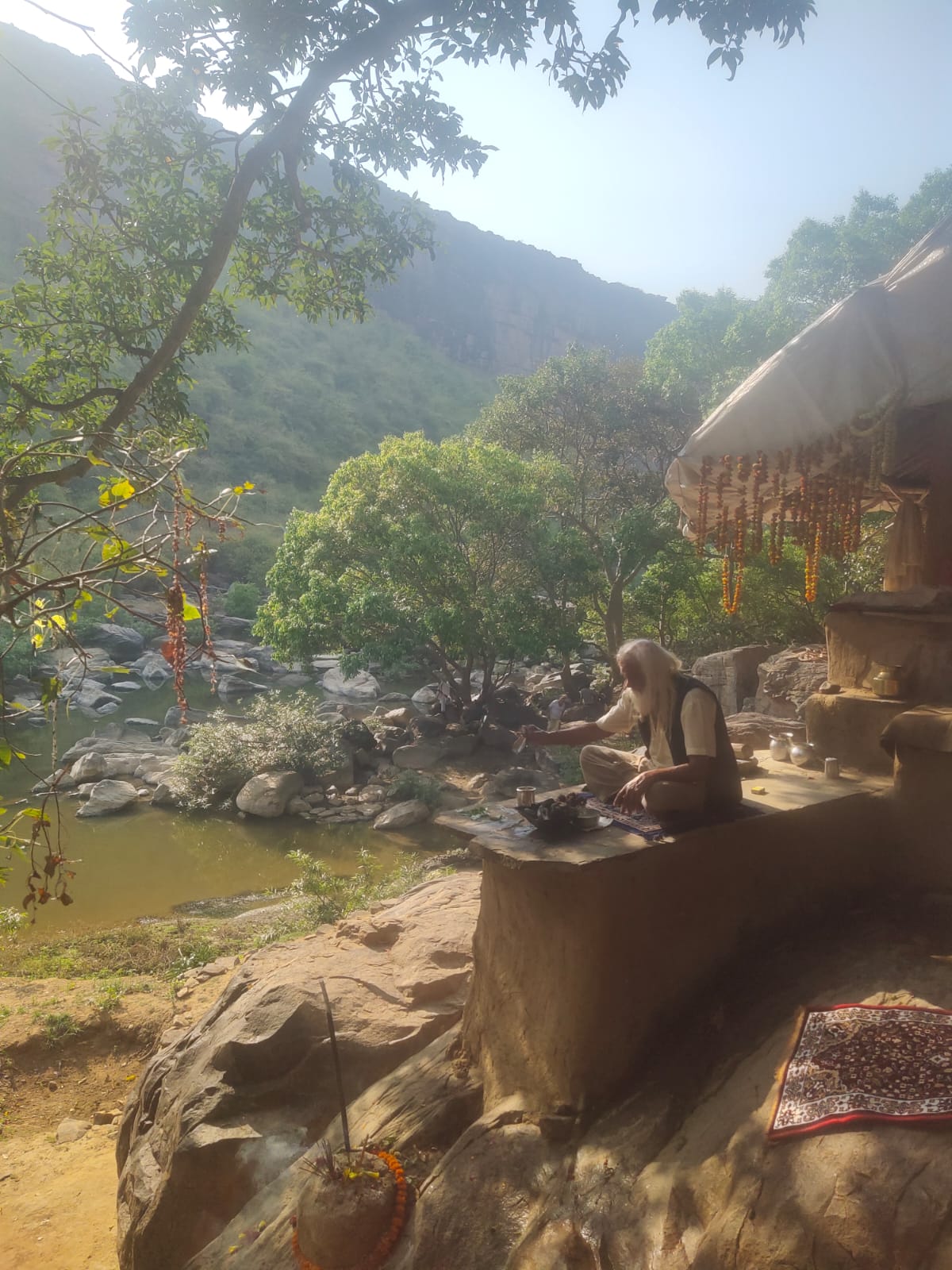 Sangha · 2021–2026 · 498